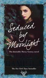 Seduced by Moonlight (Merry Gentry #3)